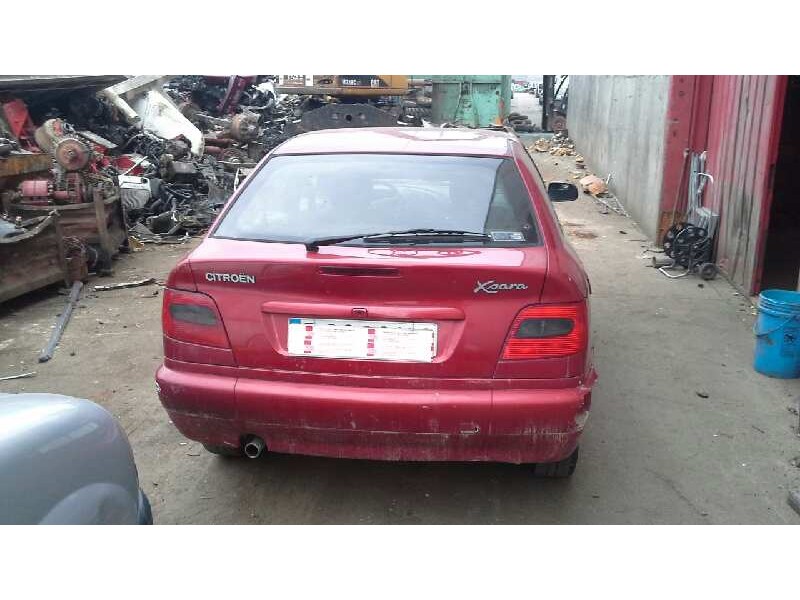 citroën xsara berlina del año 1999