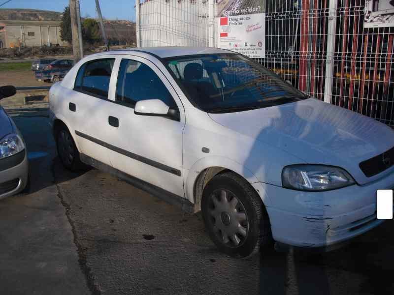 opel astra g berlina del año 1998