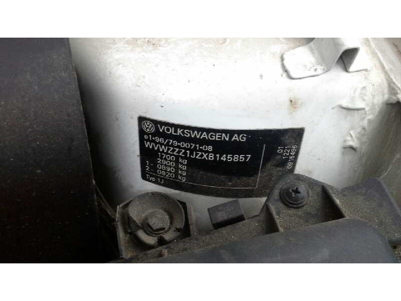 volkswagen golf iv berlina (1j1) del año 1999