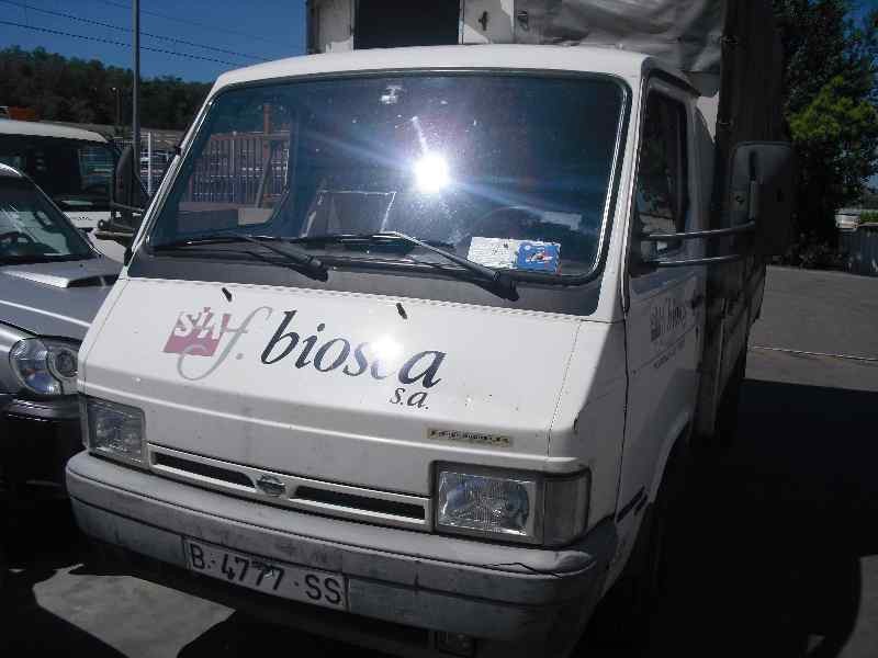 nissan trade 100 del año 1996
