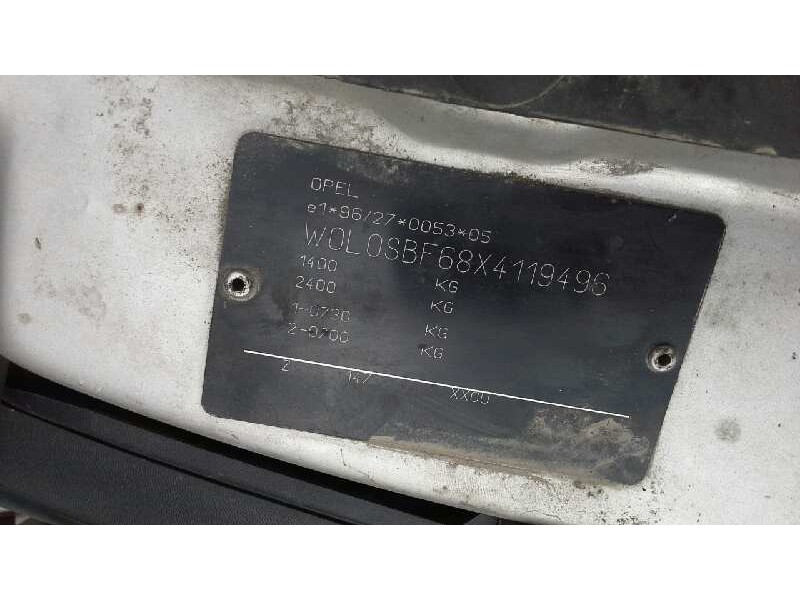 opel corsa b del año 1999