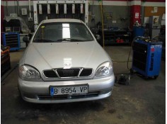 daewoo lanos del año 1950