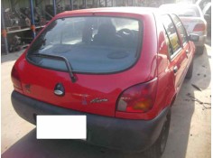 ford fiesta berlina del año 1996 2