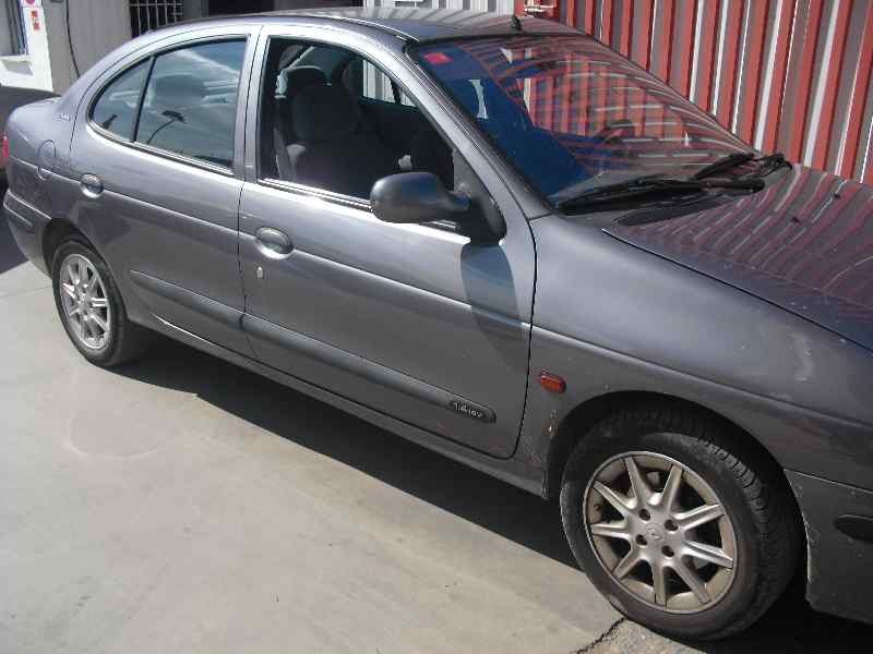 renault megane i fase 2 classic (la..) del año 2000