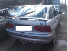 ford escort berlina/turnier del año 1990 2