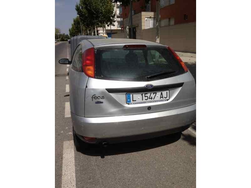 ford focus berlina (cak) del año 1998