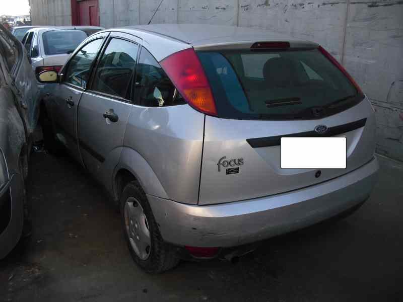 ford focus berlina (cak) del año 1998