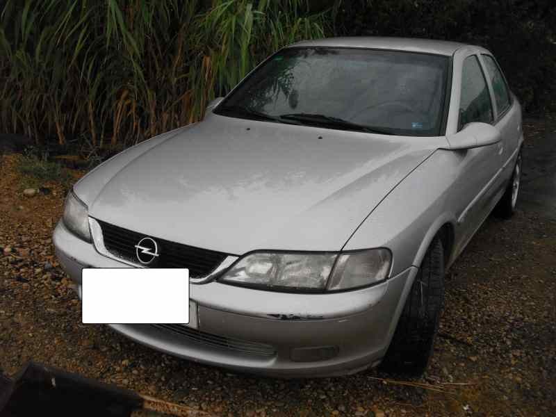 opel vectra b berlina del año 1998