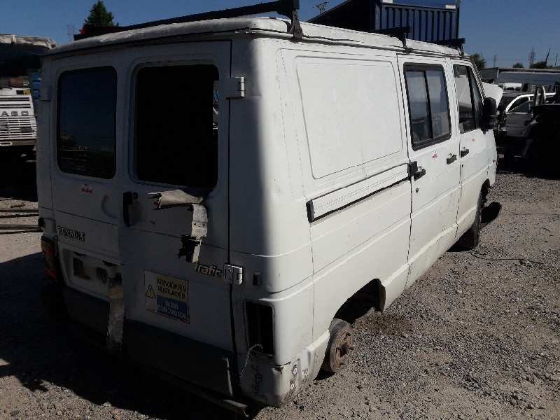 renault trafic (desde 5.89) del año 2000