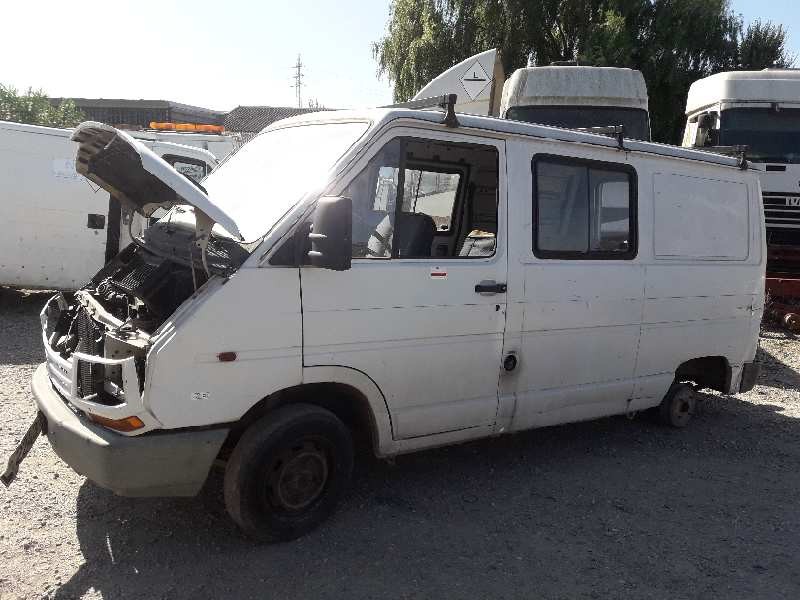 renault trafic (desde 5.89) del año 2000