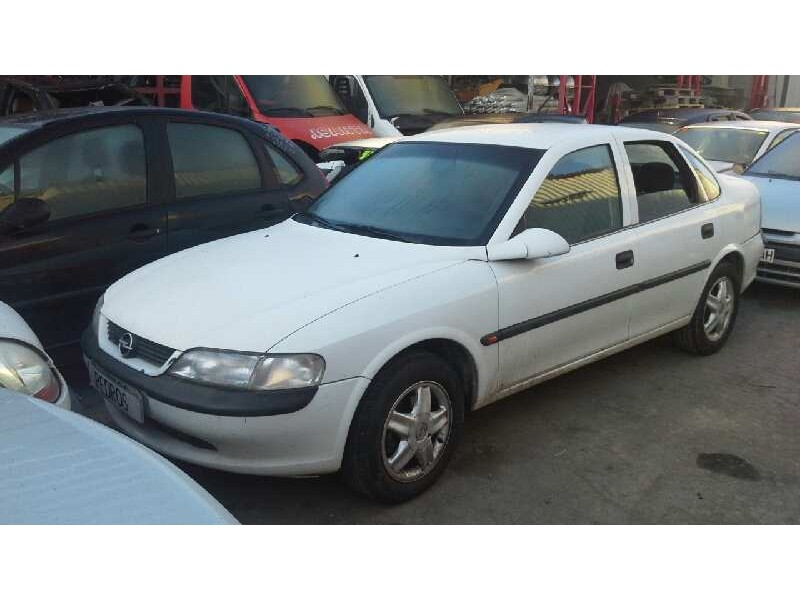 opel vectra b berlina del año 1997