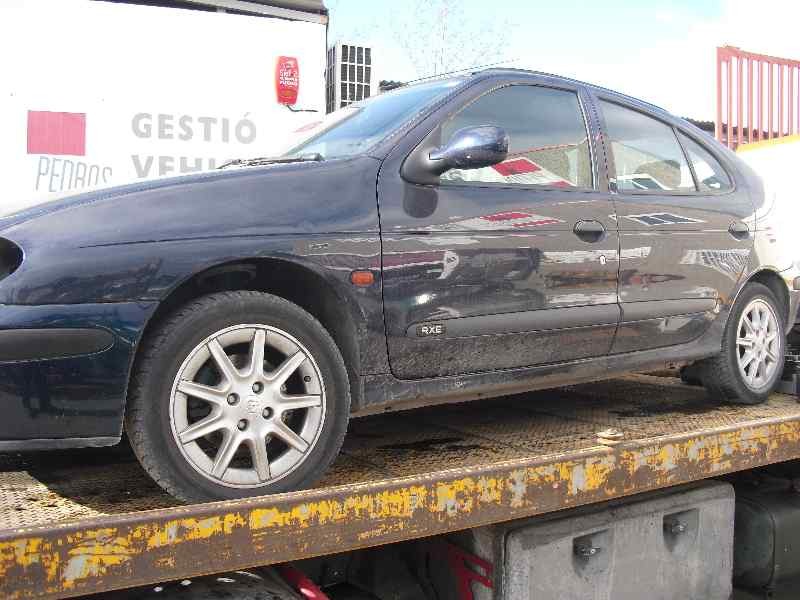 renault megane i berlina hatchback (ba0) del año 2000