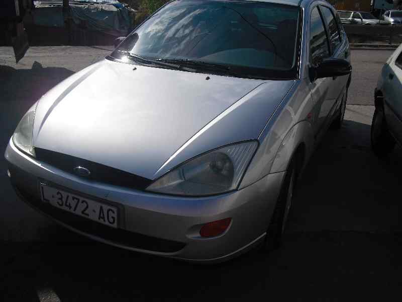 ford focus berlina (cak) del año 1998