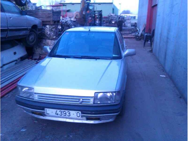 renault 21 berlina (b/l48) del año 1989