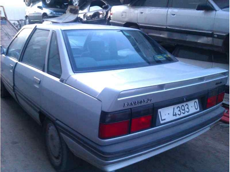 renault 21 berlina (b/l48) del año 1989