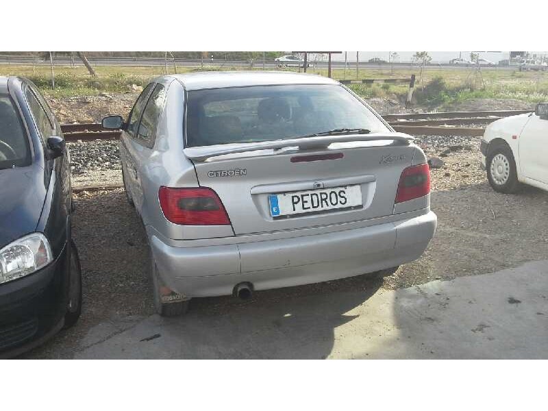 citroën xsara berlina del año 1999