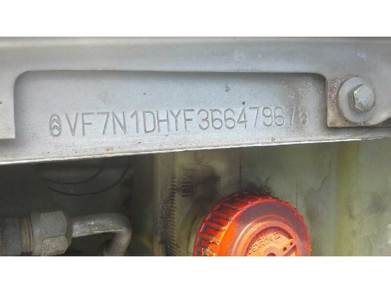 citroën xsara berlina del año 1999