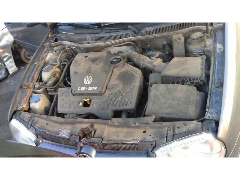 volkswagen golf iv berlina (1j1) del año 1999