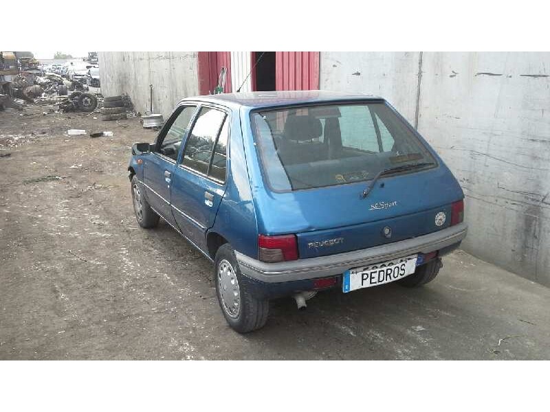 peugeot 205 berlina del año 1997