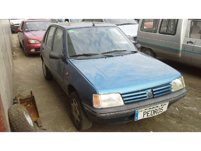 peugeot 205 berlina del año 1997