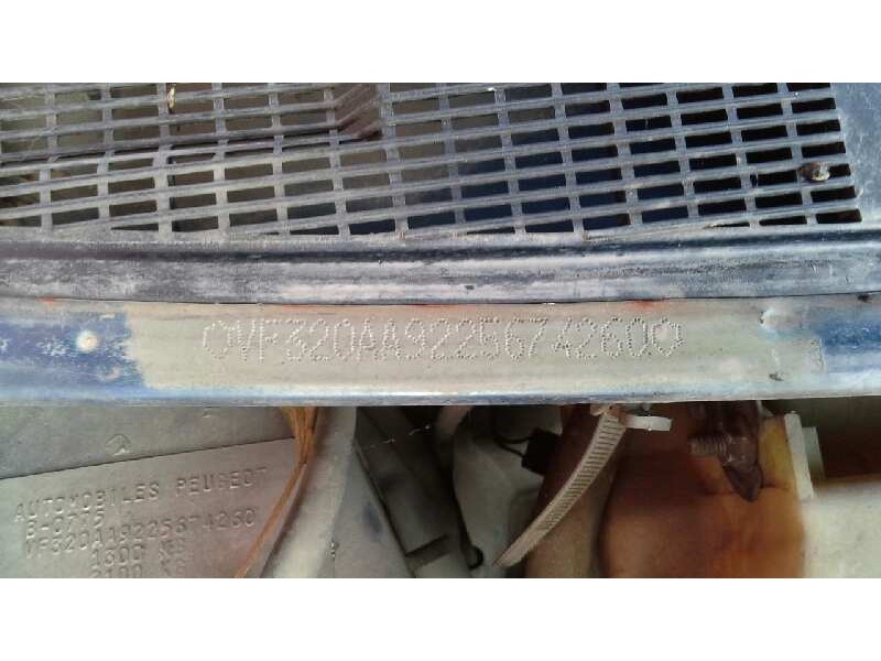 peugeot 205 berlina del año 1997