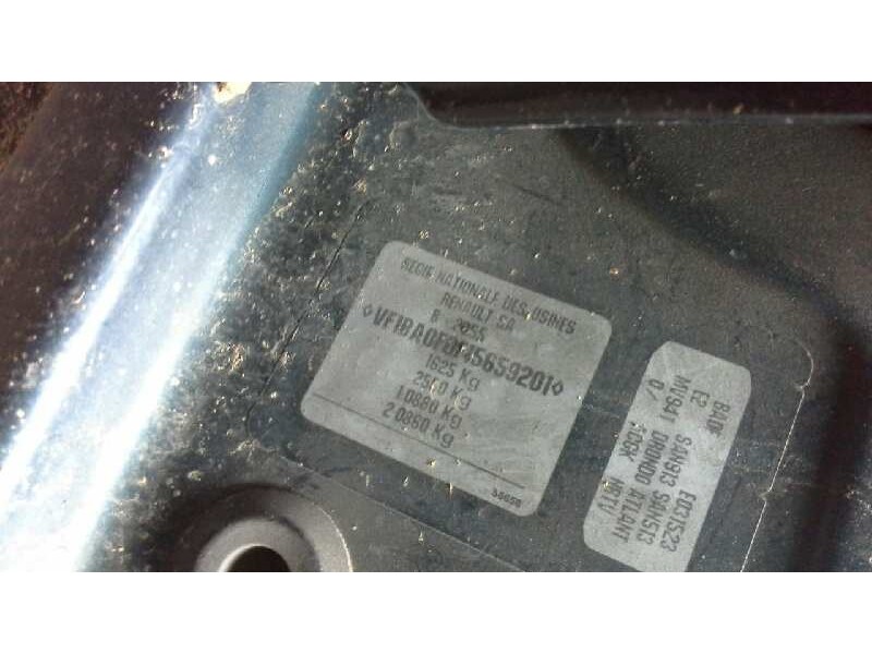 renault megane i berlina hatchback (ba0) del año 1997