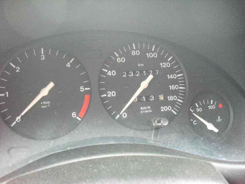 opel corsa b del año 1996