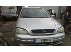 opel astra g berlina del año 2000 2