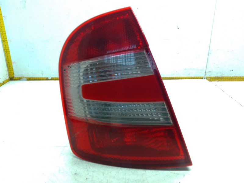 Recambio de piloto trasero izquierdo para skoda fabia i (6y2) 1.4 tdi referencia OEM IAM 6Y6945111B  