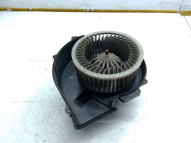 Recambio de motor calefaccion para skoda fabia i (6y2) 1.4 tdi referencia OEM IAM 6Q1819015  