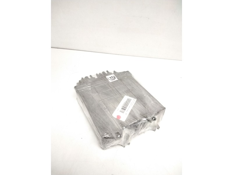 Recambio de centralita motor uce para renault clio ii fase i (b/cbo) 1.9 dti alize referencia OEM IAM 0281001878 8200059887 7700