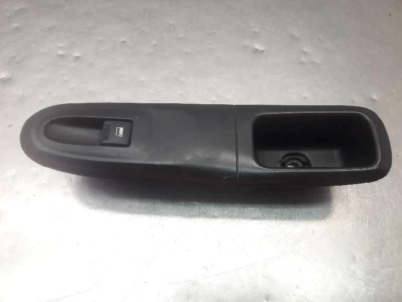 Recambio de mando elevalunas delantero derecho para peugeot 406 berlina (s1/s2) srdt referencia OEM IAM 6552KT  