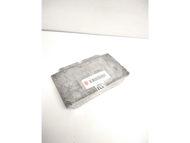 Recambio de centralita motor uce para renault megane i scenic (ja0) 1.5 cat referencia OEM IAM S105280015A 7700111209 7700110261