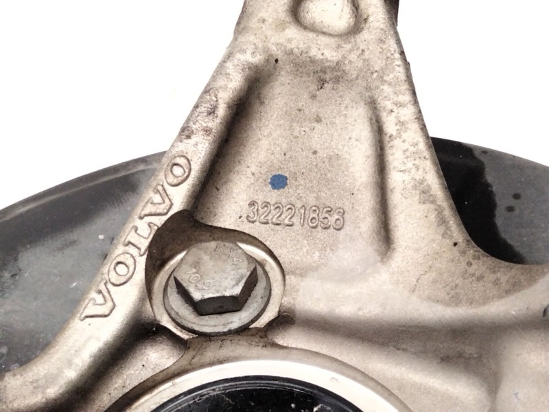 Recambio de mangueta delantera izquierda para volvo xc40 (536) t2 referencia OEM IAM 32221856  