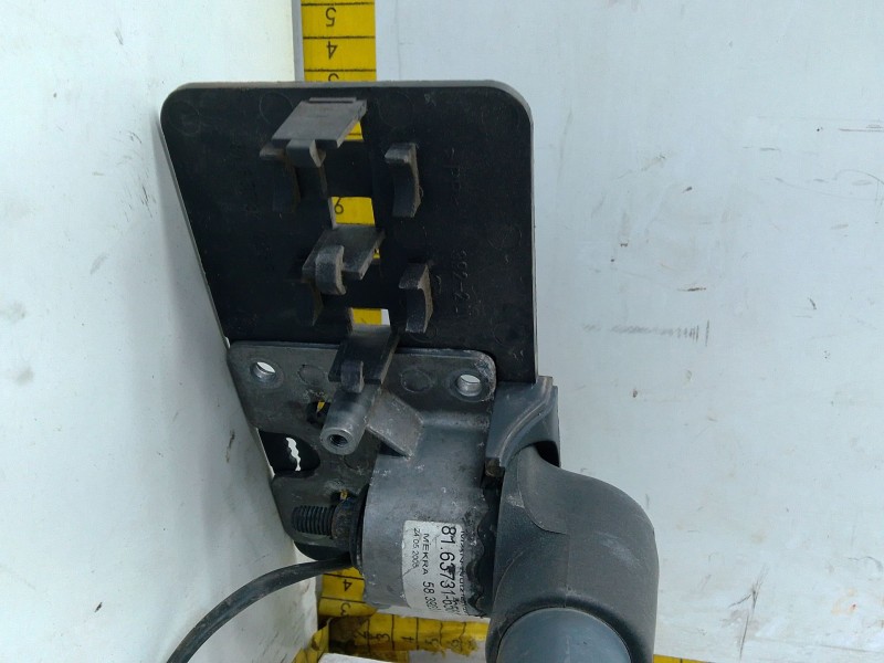 Recambio de retrovisor izquierdo para man tgl 12.210 tgl 12.210 4x2bb referencia OEM IAM 81637316561  