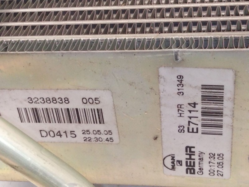 Recambio de radiador aire acondicionado interior para man tgl 12.210 tgl 12.210 4x2bb referencia OEM IAM 3238838  