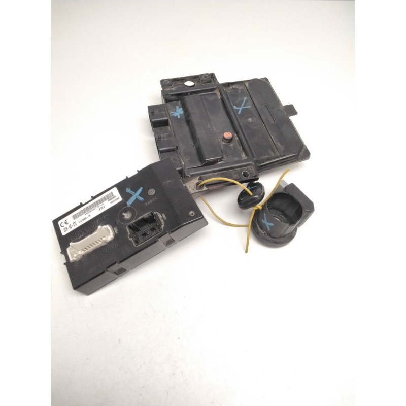 Recambio de centralita motor uce para renault clio ii (bb_, cb_) 1.5 dci (b/cb07) referencia OEM IAM 8200331477 216769587A 14340