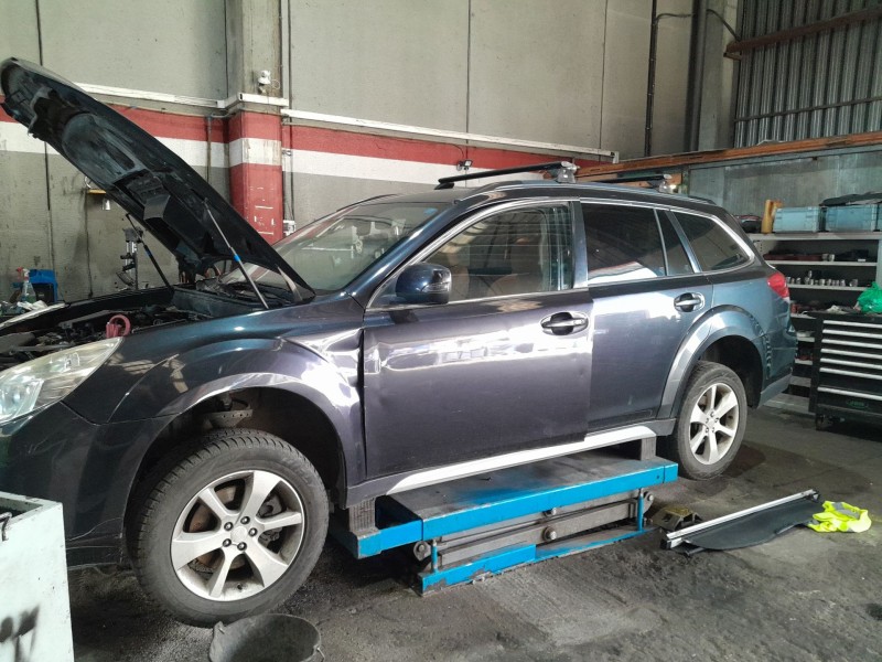 subaru legacy v station wagon (br) del año 2013