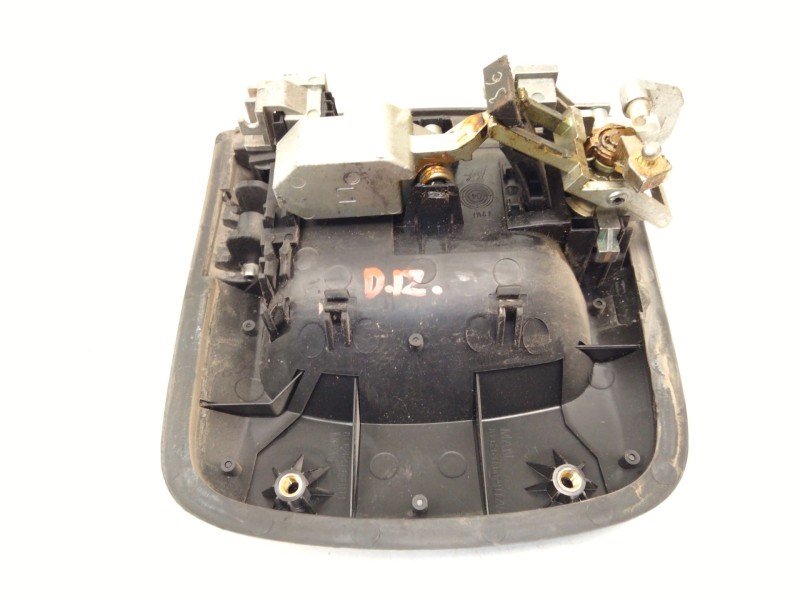 Recambio de maneta exterior delantera izquierda para man tgl 12.210 tgl 12.210 4x2bb referencia OEM IAM 81626416079  