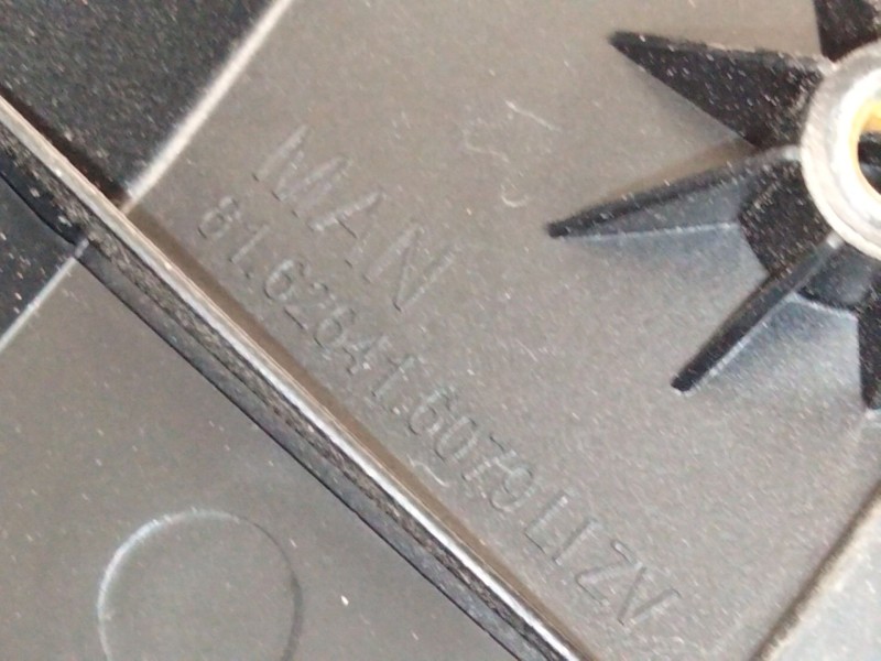 Recambio de maneta exterior delantera izquierda para man tgl 12.210 tgl 12.210 4x2bb referencia OEM IAM 81626416079  