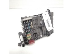 Recambio de caja fusibles para smart coupe referencia OEM IAM 0001683V001  