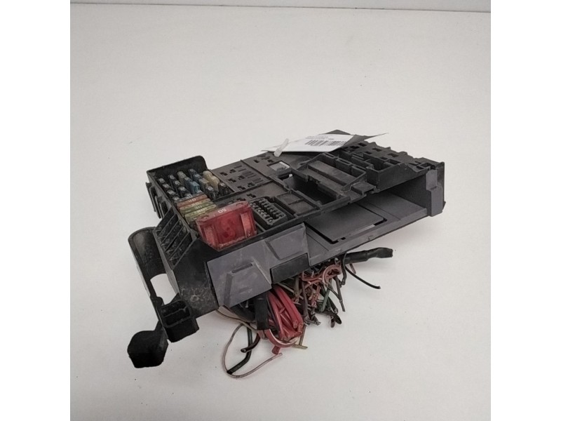 Recambio de caja fusibles para smart coupe referencia OEM IAM 0001683V001  