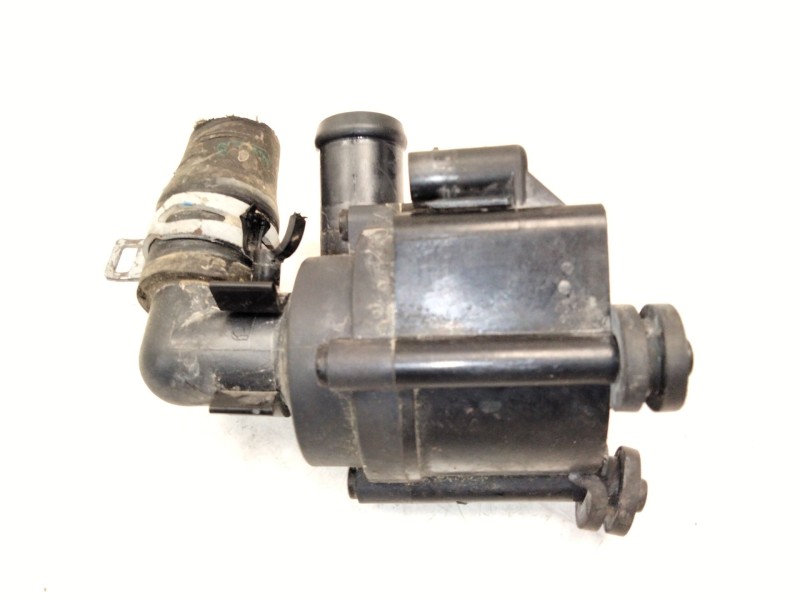 Recambio de bomba agua electrica para volvo xc40 (536) t2 referencia OEM IAM 8888759988  