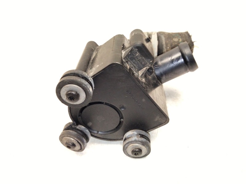 Recambio de bomba agua electrica para volvo xc40 (536) t2 referencia OEM IAM 8888759988  