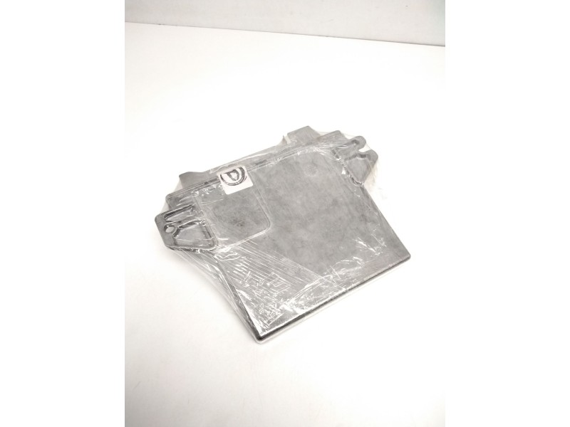 Recambio de centralita motor uce para renault clio ii fase i (b/cbo) 1.9 d alize referencia OEM IAM R04080009F 7700104956 770011