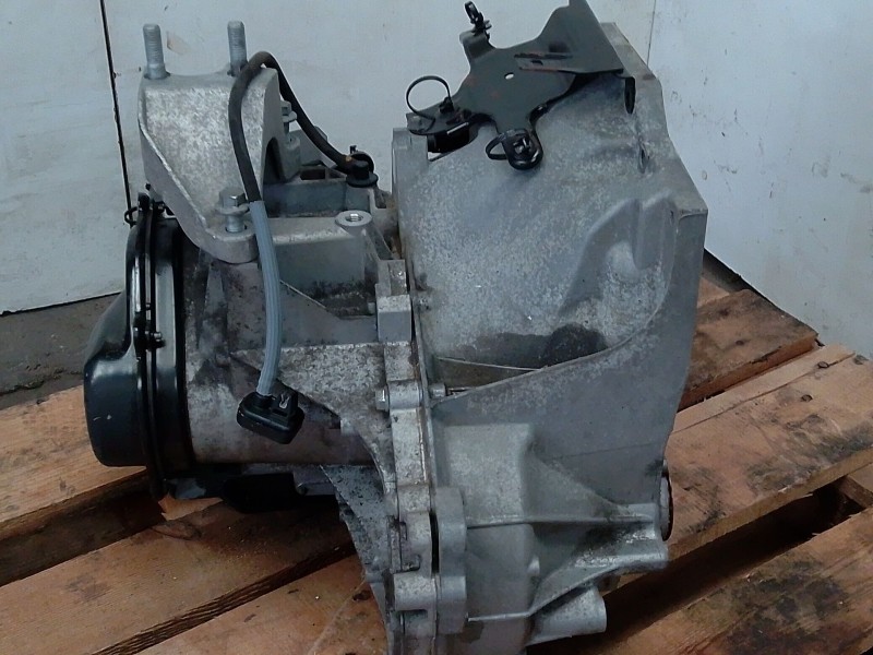 Recambio de caja cambios para ford focus iii 1.0 ecoboost referencia OEM IAM CA6R7002  