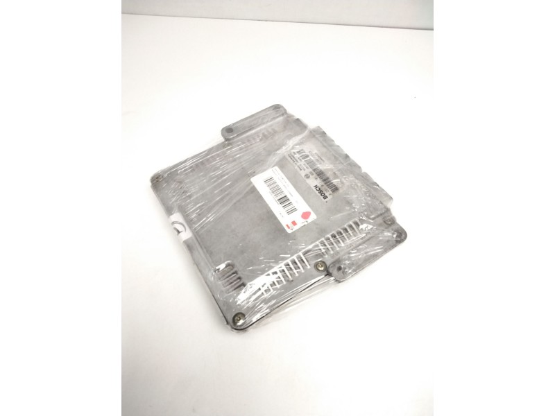 Recambio de centralita motor uce para renault laguna ii (bg0) expression referencia OEM IAM 0281011101 8200163528 8200095416