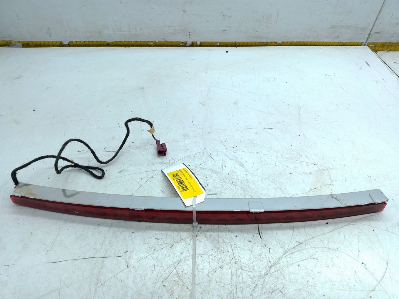 Recambio de luz central de freno para mercedes-benz clase e (w212) e 350 cdi (212.023) referencia OEM IAM A2048200056  