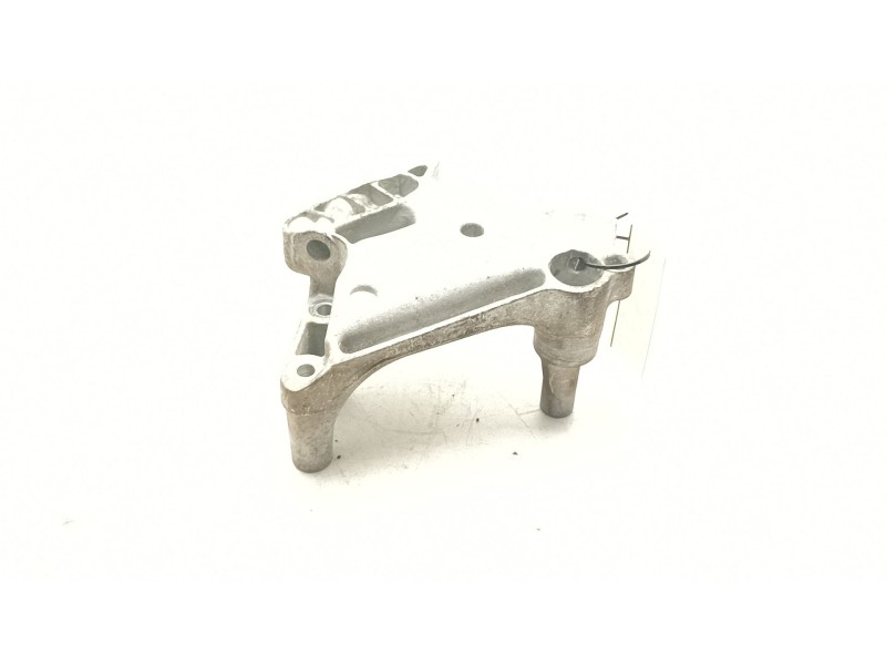 Recambio de soporte motor derecho inferior para audi tt (8j3) 2.0 tdi quattro referencia OEM IAM 04L199207  