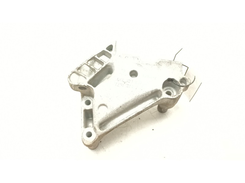 Recambio de soporte motor derecho inferior para audi tt (8j3) 2.0 tdi quattro referencia OEM IAM 04L199207  